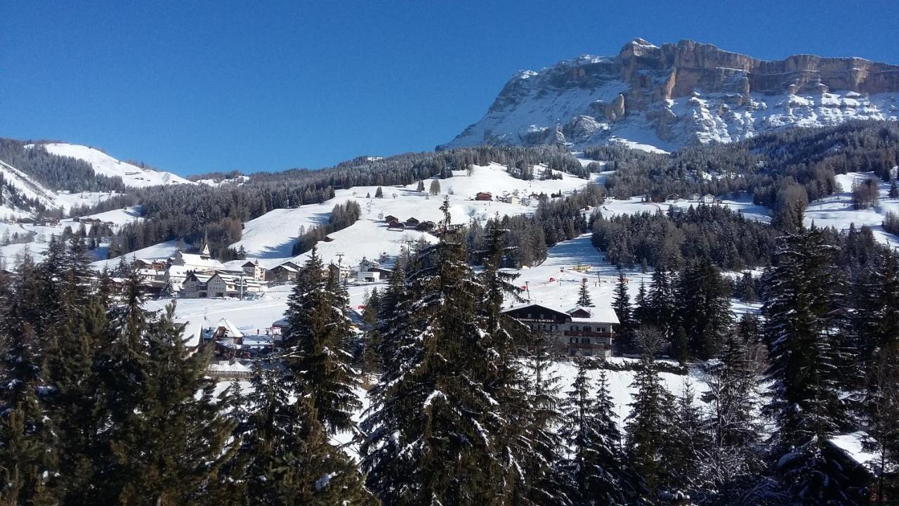Guesthouse Rungg Badia (South Tyrol) Ngoại thất bức ảnh