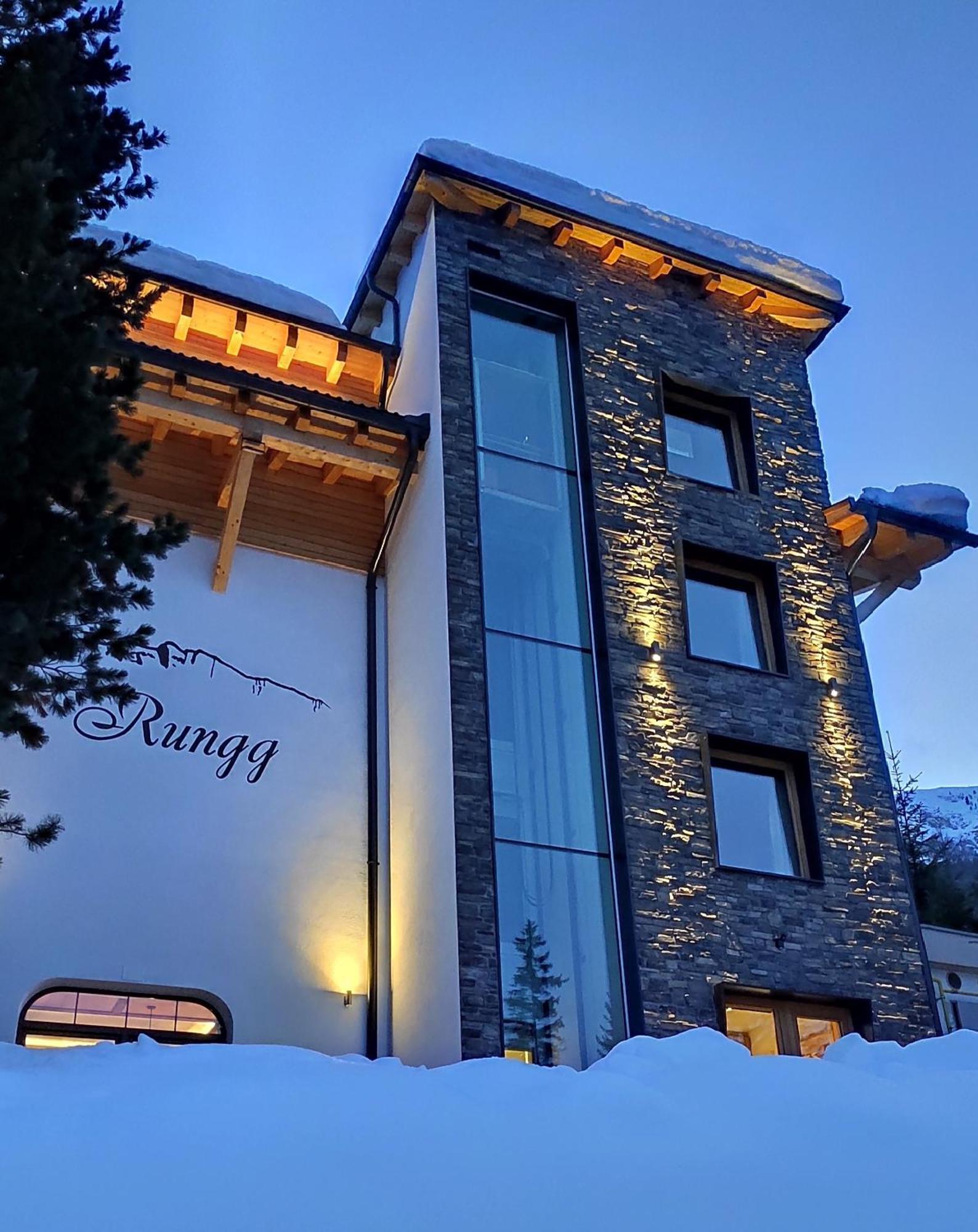 Guesthouse Rungg Badia (South Tyrol) Ngoại thất bức ảnh