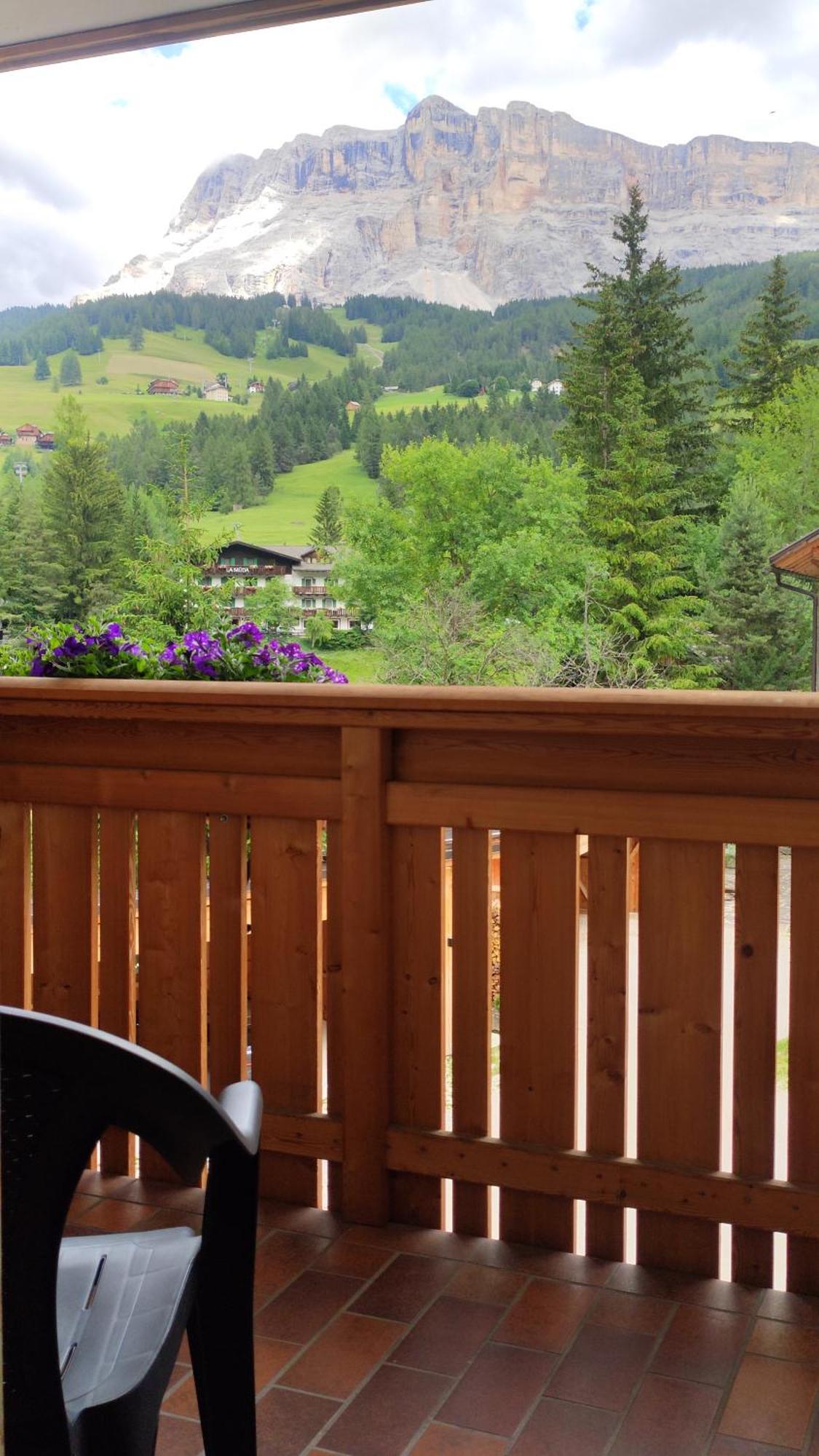 Guesthouse Rungg Badia (South Tyrol) Ngoại thất bức ảnh